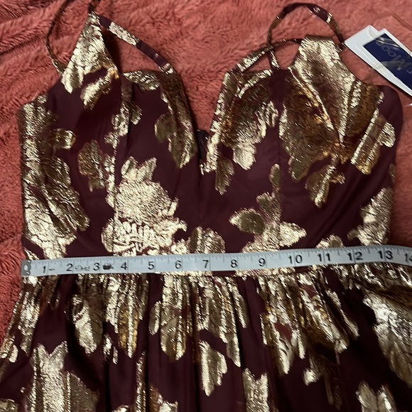NWT Prom/Formal Maroon and Gold Floral Floor Length Gown - Picture 10 of 10